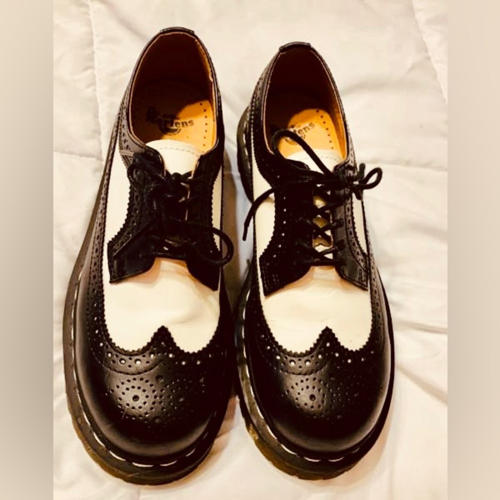 💖DR. MARTENS SPECTATOR WING TIP LOAFER VINTAGE STYLE💖